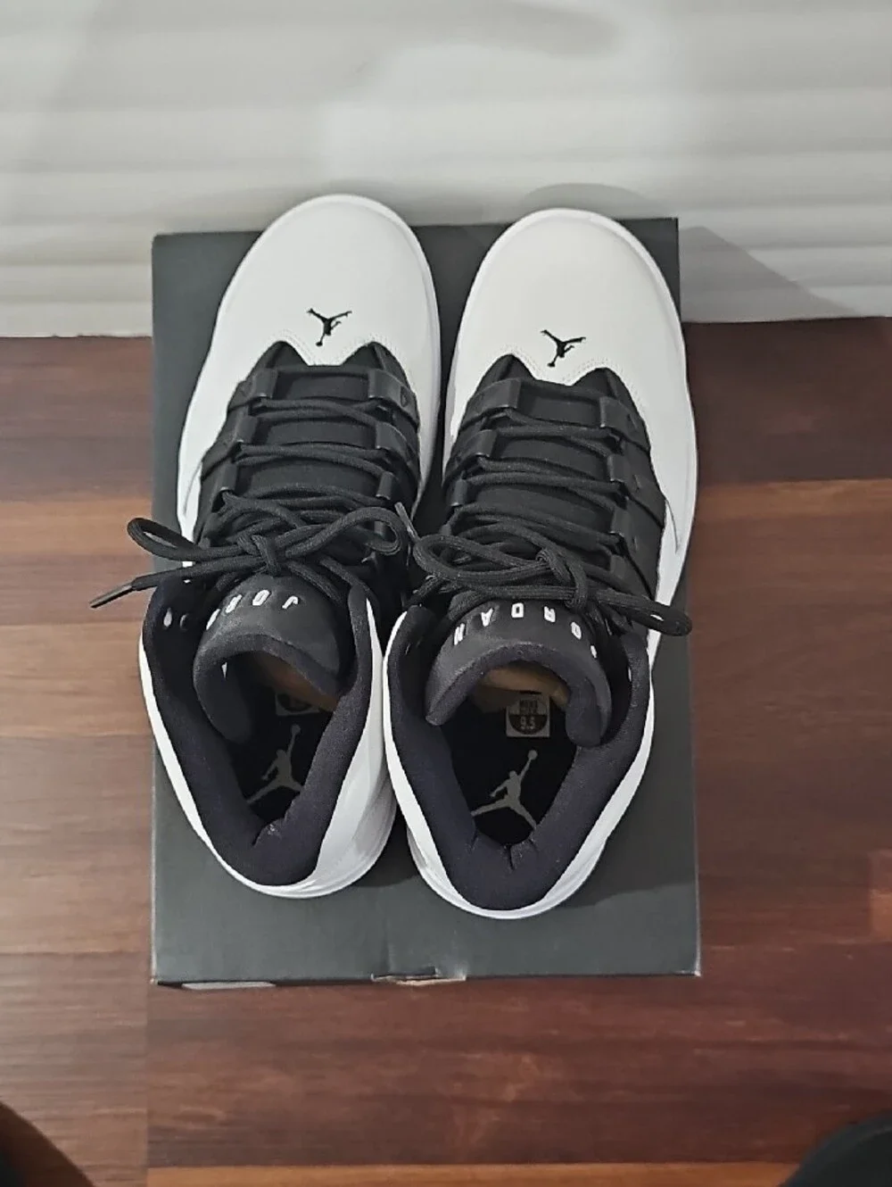 Jordan Men's Black and White High-Top Basketball Sneakers. JORDAN MAX AURA